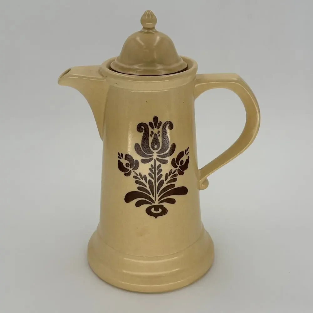 Vintage Pfaltzgraff Village Stoneware Coffee Pot 6-490 and 4 Mugs G-1 Set USA